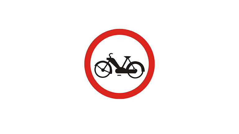 Znak B10. Zakaz wjazdu motorowerów