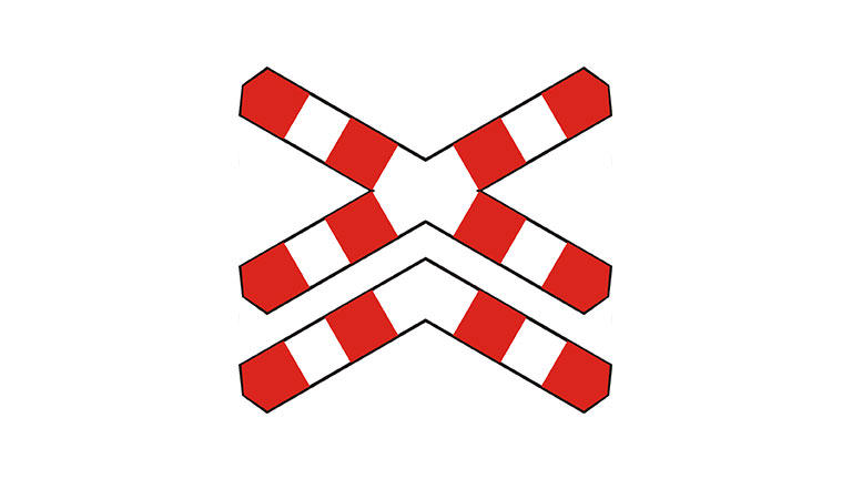 G-4. Krzyż św. Andrzeja przed przejazdem kolejowym wielotorowym