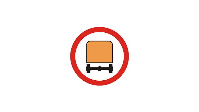 Znak B-13a. Zakaz wjazdu pojazdów z materiałami niebezpiecznymi.